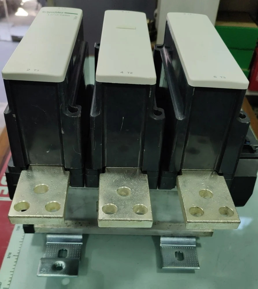 Schneider 1250 Amp Contactor